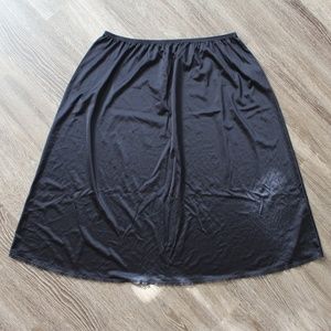 Vanity Fair Skirt Slip